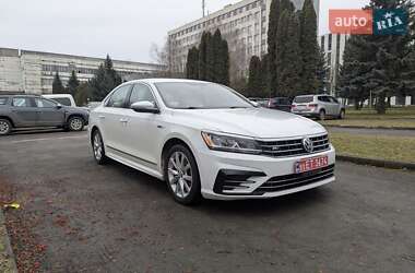 Седан Volkswagen Passat 2017 в Рівному