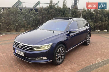 Універсал Volkswagen Passat 2019 в Києві