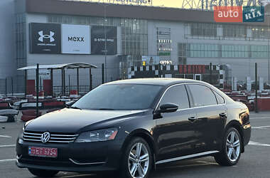 Седан Volkswagen Passat 2012 в Києві