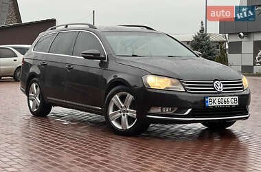 Volkswagen Passat 2011