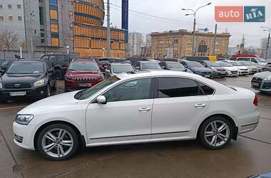 Седан Volkswagen Passat 2015 в Харькове