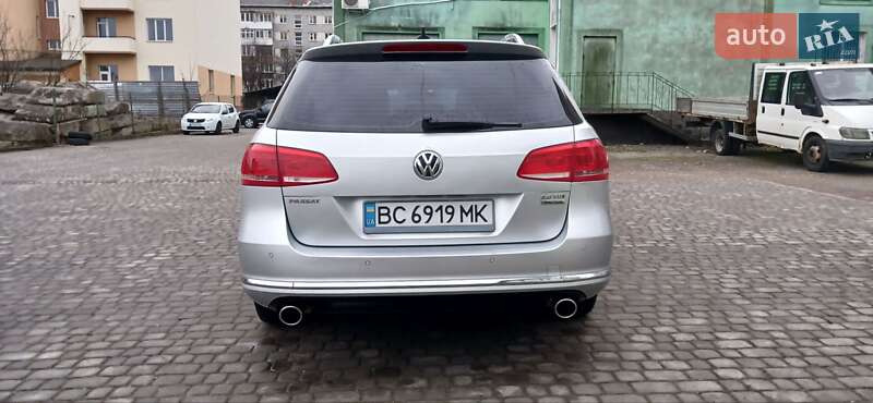 Универсал Volkswagen Passat 2013 в Старом Самборе