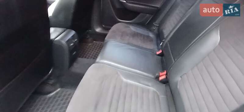 Универсал Volkswagen Passat 2013 в Старом Самборе
