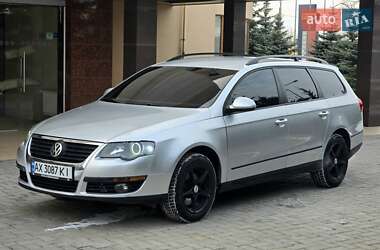 Універсал Volkswagen Passat 2008 в Харкові