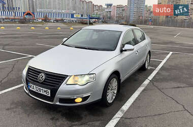 Седан Volkswagen Passat 2007 в Києві