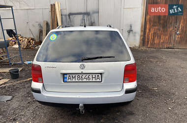 Універсал Volkswagen Passat 1999 в 