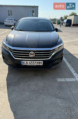 Седан Volkswagen Passat 2020 в Києві