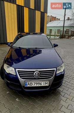 Седан Volkswagen Passat 2005 в Баре