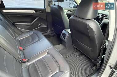 Седан Volkswagen Passat 2013 в 