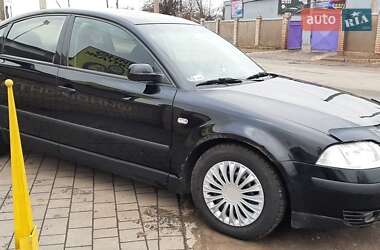 Седан Volkswagen Passat 2001 в Кривому Розі