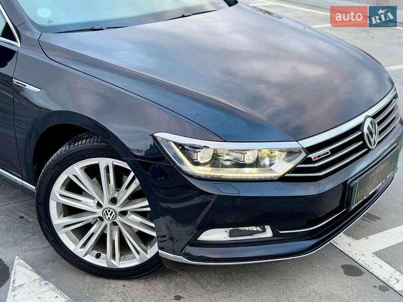 Седан Volkswagen Passat 2018 в Києві