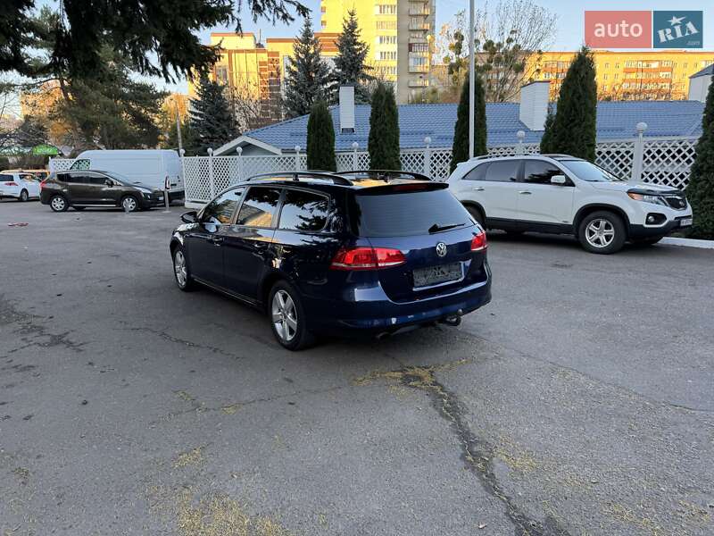 Универсал Volkswagen Passat 2011 в Ровно