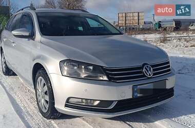 Універсал Volkswagen Passat 2014 в Тернополі