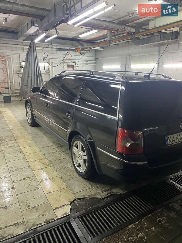 Универсал Volkswagen Passat 2004 в Киеве