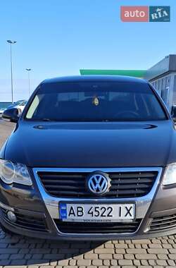 Седан Volkswagen Passat 2005 в Немирові