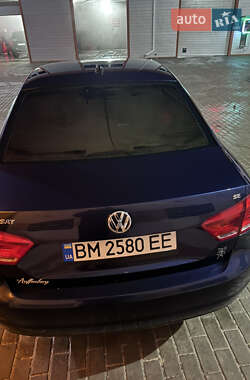 Седан Volkswagen Passat 2013 в Сумах