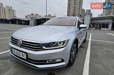 Універсал Volkswagen Passat 2015 в Києві