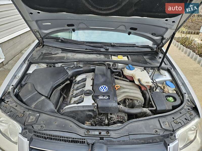 Универсал Volkswagen Passat 2002 в Кропивницком