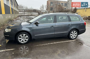 Универсал Volkswagen Passat 2010 в 