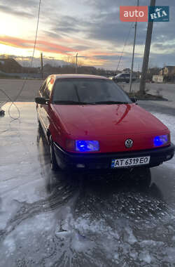 Седан Volkswagen Passat 1989 в Ивано-Франковске