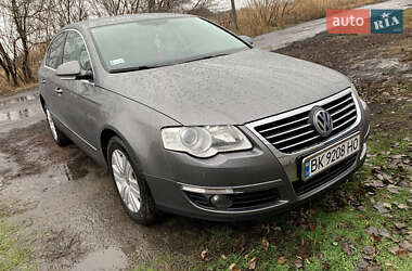 Седан Volkswagen Passat 2006 в Петропавлівці