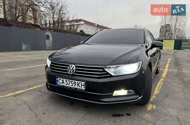 Універсал Volkswagen Passat 2014 в Києві