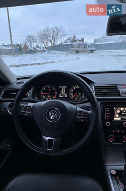 Седан Volkswagen Passat 2013 в Бердичеве