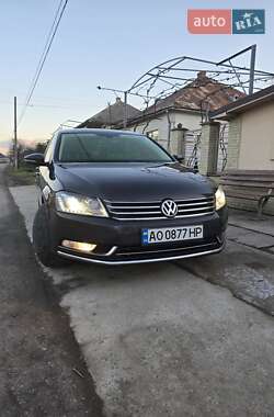 Седан Volkswagen Passat 2011 в 