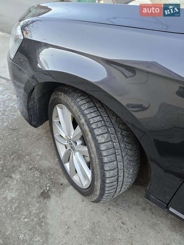 Седан Volkswagen Passat 2011 в Виноградове