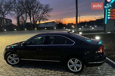 Седан Volkswagen Passat 2013 в Білгороді-Дністровському