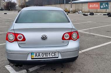 Седан Volkswagen Passat 2006 в Києві