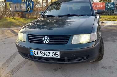 Седан Volkswagen Passat 1998 в Коломые