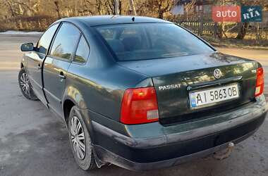 Седан Volkswagen Passat 1998 в Коломые