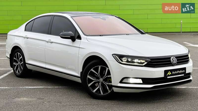 Седан Volkswagen Passat 2018 в Києві