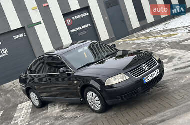 Седан Volkswagen Passat 2000 в Львове