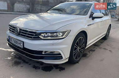 Універсал Volkswagen Passat 2015 в Миколаєві