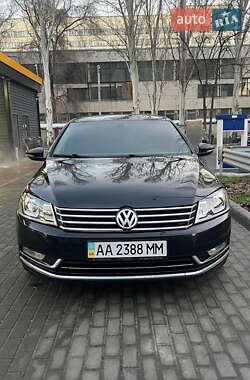 Volkswagen Passat 2012