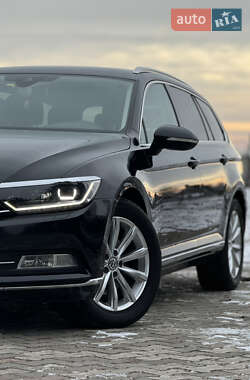 Універсал Volkswagen Passat 2015 в Луцьку