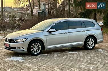 Універсал Volkswagen Passat 2015 в Луцьку