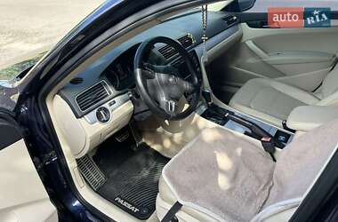 Седан Volkswagen Passat 2012 в 