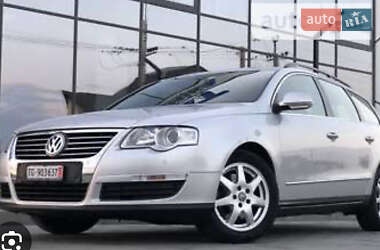 Універсал Volkswagen Passat 2008 в Луцьку