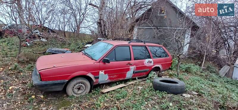 Универсал Volkswagen Passat 1987 в Ярмолинцах