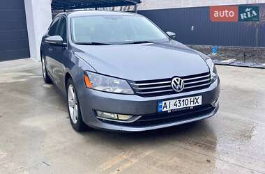 Седан Volkswagen Passat 2012 в Василькові