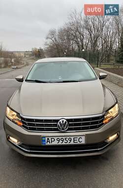 Седан Volkswagen Passat 2015 в Запоріжжі