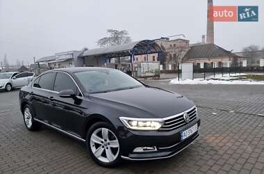 Седан Volkswagen Passat 2017 в Мукачевому