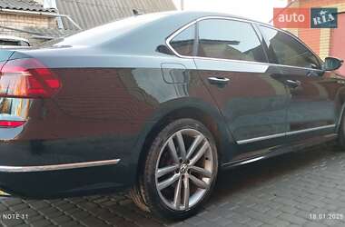 Седан Volkswagen Passat 2016 в 