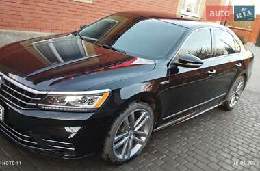 Седан Volkswagen Passat 2016 в 