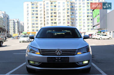 Седан Volkswagen Passat 2015 в Києві