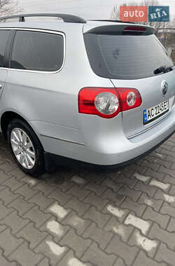 Універсал Volkswagen Passat 2009 в Луцьку