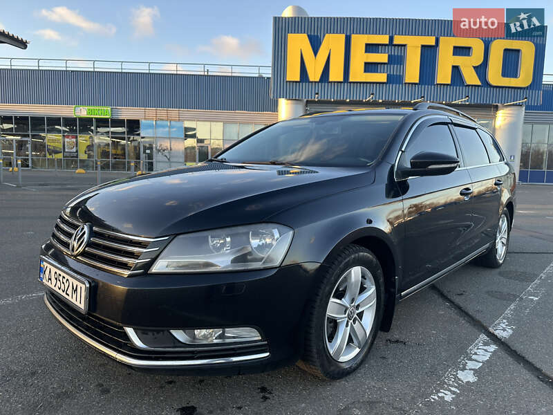 Универсал Volkswagen Passat 2011 в Киеве